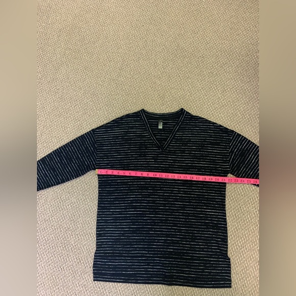 3for $15😍 Denver Hayes V Neck Long Sleeves Shirt - Picture 8 of 15